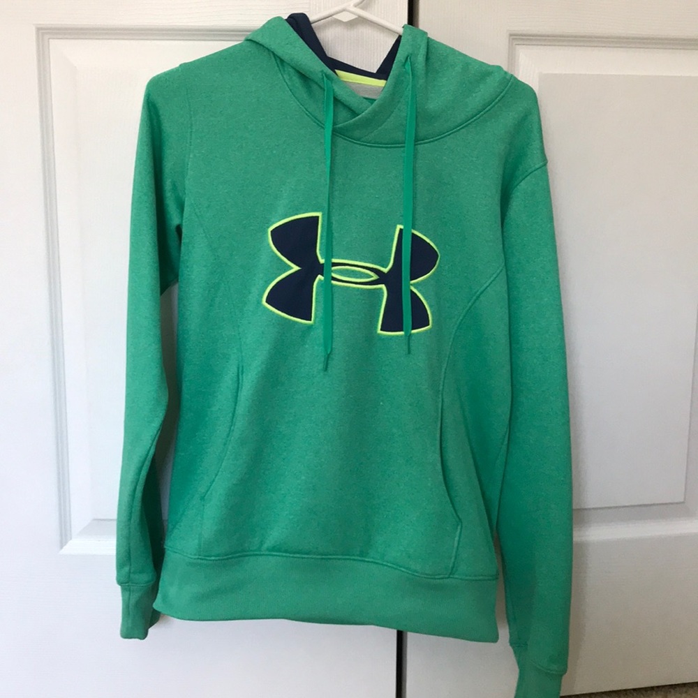 Women’s Under Armour semi-fitted sweatshirt